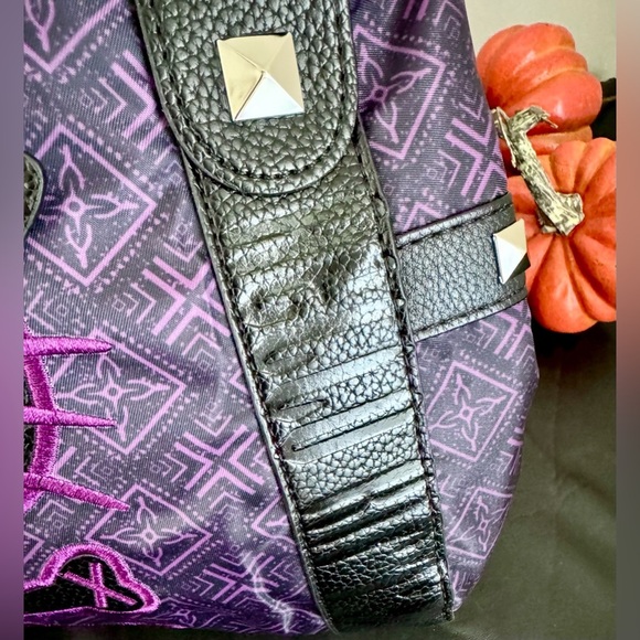 New Hello Kitty Gothic Halloween Purple & Black Skull Skeleton Hand Bag Purse - Picture 8 of 13